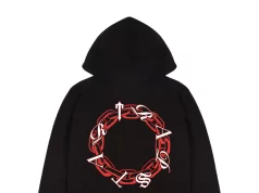 The hoodie trends that are taking over the fashion world TRAPSTAR CHAIN SCRIPT HOODIE
